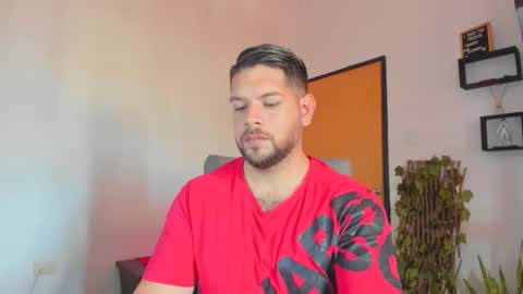 Snapshot of angelcute3 chatting on 5, 10, 2025 angel online show from 5, 10, 2025