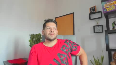 Snapshot of angelcute3 chatting on 12, 10, 2025 angel online show from 12, 10, 2025