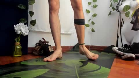 angeldamianart online show from 2, 12, 2025