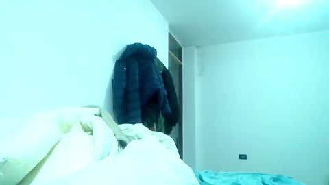 Snapshot of angeldavid90 chatting on 6, 10, 2025 angeldavid90 online show from 6, 10, 2025