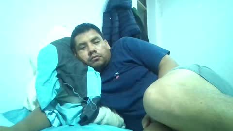 Snapshot of angeldavid90 chatting on 8, 10, 2025 angeldavid90 online show from 8, 10, 2025