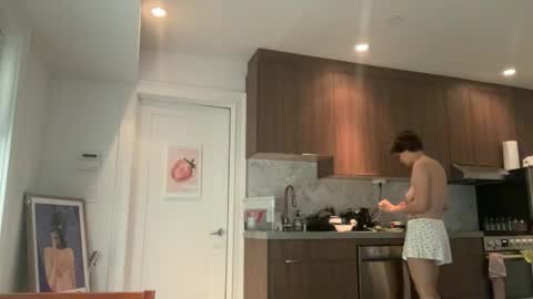 Snapshot of angeleleven11 chatting on 11, 9, 2025 angeleleven11 online show from 11, 9, 2025