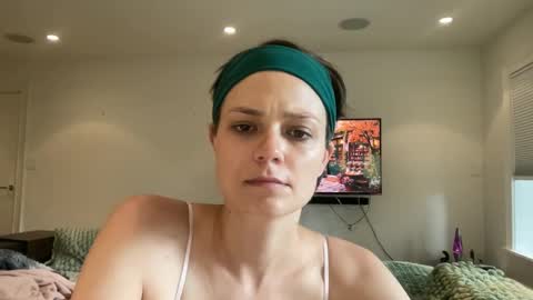 Snapshot of angeleleven11 chatting on 28, 9, 2025 angeleleven11 online show from 28, 9, 2025