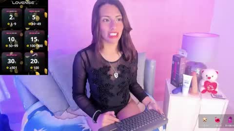 Snapshot of angeli_cute chatting on 9, 10, 2025 angeli_cute online show from 9, 10, 2025
