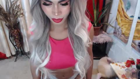 DIVINE ANGEL online show from 30, 1, 2025