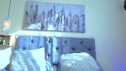 Snapshot of angelica_bouvier chatting on 12, 6, 2026 C A L L M E A N G E L online show from 12, 6, 2026