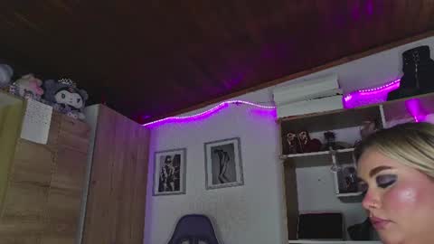 Snapshot of angelica_sparks chatting on 13, 7, 2026 Angelica Sparks online show from 13, 7, 2026