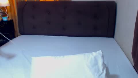 MS. AMALIA online show from 12, 11, 2025