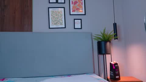 Angel iin hell online show from 13, 2, 2026