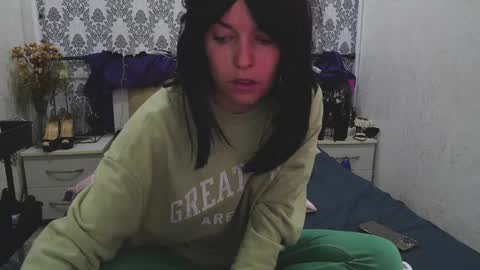 Snapshot of angelika_rouge chatting on 23, 10, 2025 Angelika Rouge online show from 23, 10, 2025