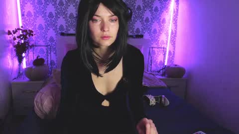 Snapshot of angelika_rouge chatting on 5, 12, 2025 Angelika Rouge online show from 5, 12, 2025