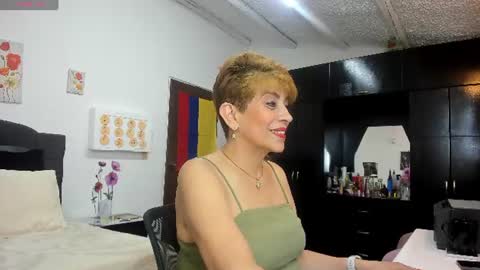 Snapshot of angelina_stone_65 chatting on 8, 7, 2026 Angelina online show from 8, 7, 2026