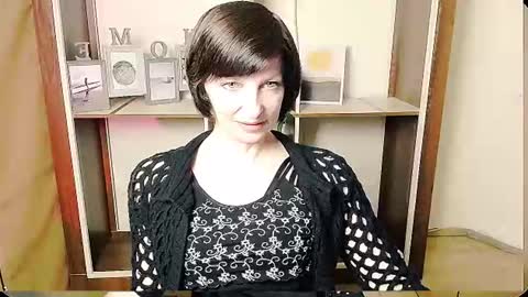 Snapshot of angelinalov_ chatting on 17, 6, 2026 Angelina online show from 17, 6, 2026