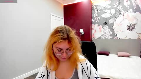 AngelinaLow online show from 14, 2, 2026