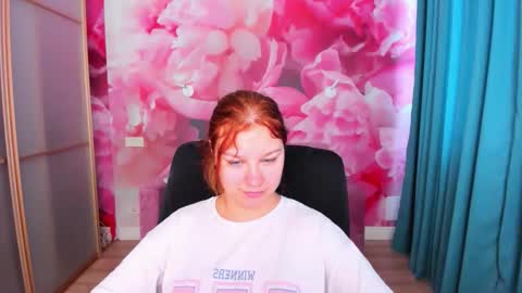 AngelinaLow online show from 7, 6, 2026