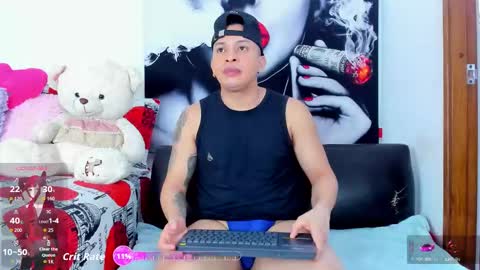 Snapshot of angeline_focus chatting on 8, 10, 2025 ANGELINE YAMPOLL online show from 8, 10, 2025