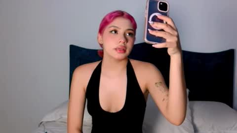 Angelinhaa  online show from 14, 11, 2025