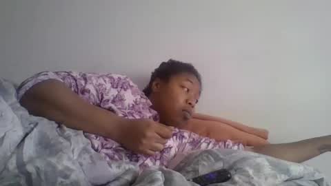 angeliquebelcaliz online show from 24, 1, 2025