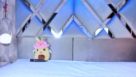 Angelique online show from 17, 10, 2025