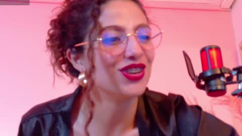 Angel online show from 4, 3, 2025