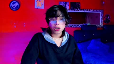 Snapshot of angellonfire chatting on 4, 2, 2025 Angel  online show from 4, 2, 2025