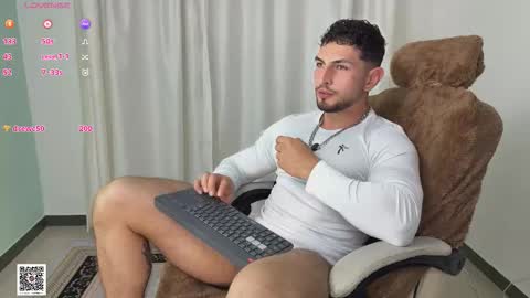 Angelo Ferro online show from 18, 9, 2025