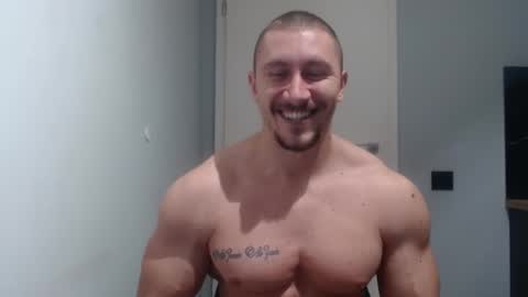  ------- SEX SHOW WITH GUYS AND GIRLS  MUSCLE SHOW online show from 28, 2, 2025