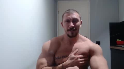  ------- SEX SHOW WITH GUYS AND GIRLS  MUSCLE SHOW online show from 17, 11, 2025