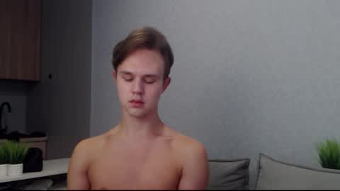 Angel online show from 3, 10, 2025