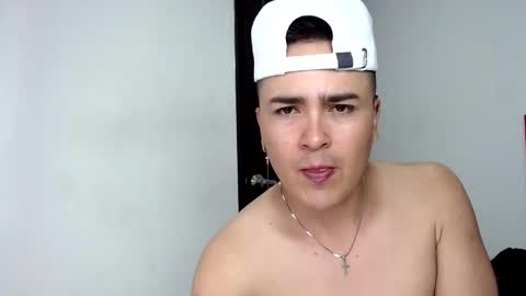 Snapshot of angels_0001 chatting on 25, 2, 2025 angels_0001 online show from 25, 2, 2025