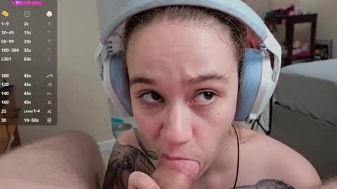 Snapshot of angels_fuck chatting on 27, 2, 2025 Chau Mist online show from 27, 2, 2025