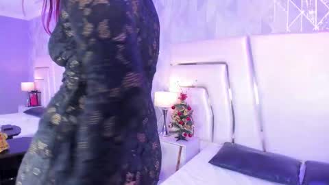 Snapshot of angelsblazze chatting on 15, 12, 2025 Angel online show from 15, 12, 2025