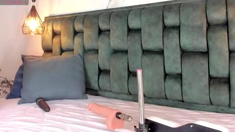 ANGIE online show from 16, 9, 2025