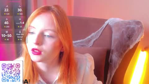 Snapshot of angelwise chatting on 31, 10, 2025 angelwise online show from 31, 10, 2025