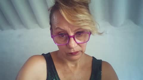 Snapshot of angelycute476334 chatting on 19, 2, 2026 angelycute476334 online show from 19, 2, 2026