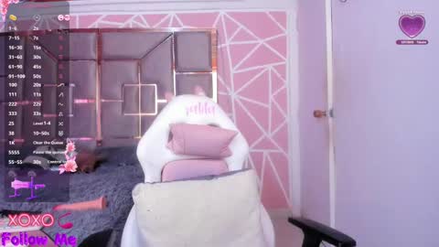 Anggi  online show from 3, 2, 2025