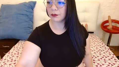 Snapshot of angie_bbw chatting on 21, 11, 2025 Angie online show from 21, 11, 2025