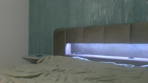 angiemilly online show from 19, 9, 2025