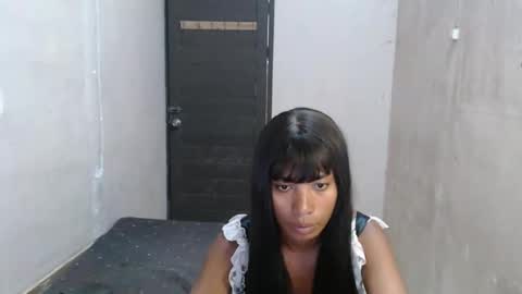 angolahugecock online show from 14, 4, 2026