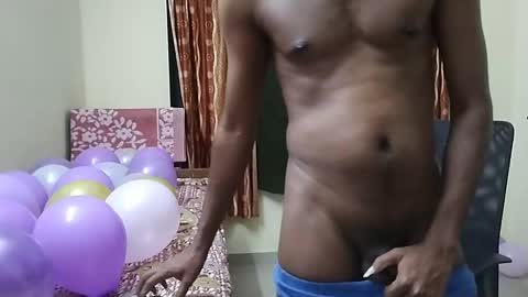 Snapshot of angryagent198 chatting on 11, 2, 2025 Tutu22 online show from 11, 2, 2025