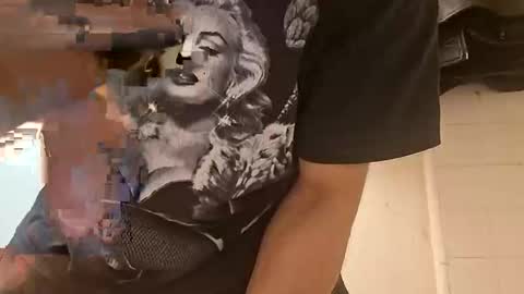 angrychicks83 online show from 13, 2, 2026