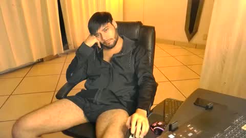 Snapshot of angrydeimos chatting on 12, 10, 2025 Deimos online show from 12, 10, 2025