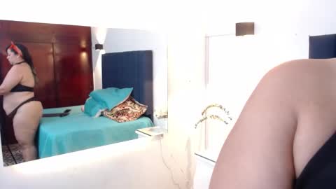 Snapshot of angyrios chatting on 5, 12, 2025 angyrios online show from 5, 12, 2025