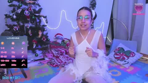 Snapshot of anhala_ chatting on 12, 12, 2024 Anhala Rivera online show from 12, 12, 2024