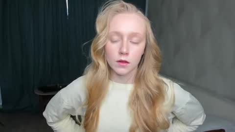 Violet online show from 16, 4, 2026