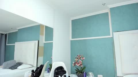 Snapshot of ania_gomez chatting on 5, 3, 2025 Ania online show from 5, 3, 2025