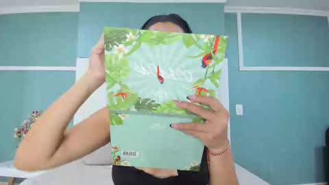 Snapshot of ania_gomez chatting on 8, 9, 2025 Ania online show from 8, 9, 2025