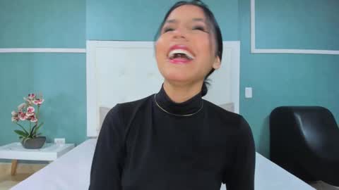 Snapshot of ania_gomez chatting on 18, 9, 2025 Ania online show from 18, 9, 2025