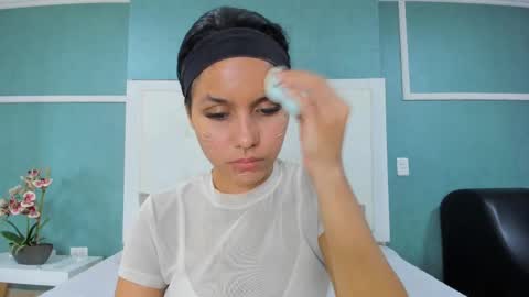 Snapshot of ania_gomez chatting on 20, 9, 2025 Ania online show from 20, 9, 2025