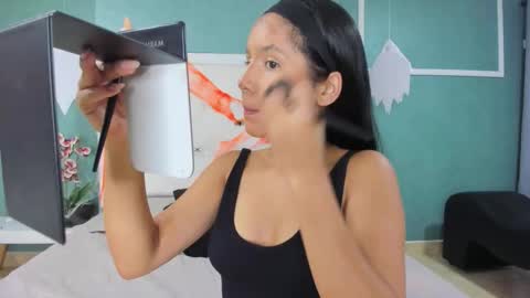 Snapshot of ania_gomez chatting on 29, 10, 2025 Ania online show from 29, 10, 2025